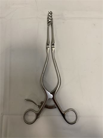 Miltex Beckman-Weitlaner Retractor
