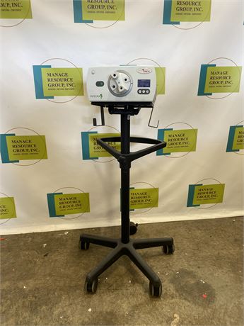 Integra Luxtec MLX Light source