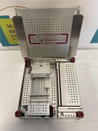 Synthes 3.5 Cannulated Screw Set