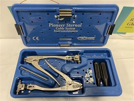 Pioneer Sternal Cable System Instrumentation Set