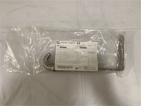 Symmetry Richardson Retractor