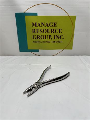 Synthes 391.82 WIRE-BENDING PLIERS 160 mm