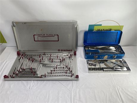 Synthes 95° Condylar Plate & Instrument Sets