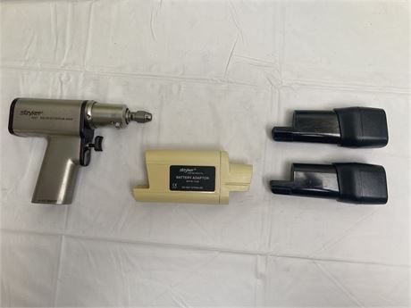 Stryker Reciprocating Sternum Saw & Battery Set