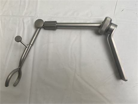 Integra Shea Speculum Holder