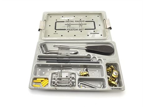 Synthes Distal Radius Fixator Set