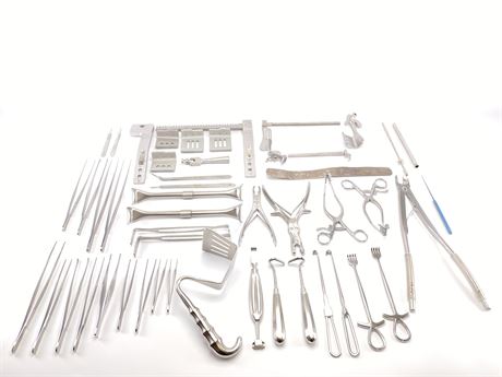 Assorted Instrument Set