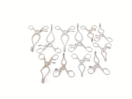 Aesculap Assorted Weitlaner Retractors