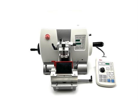 Leica HistoCore Autocut Rotary Microtome