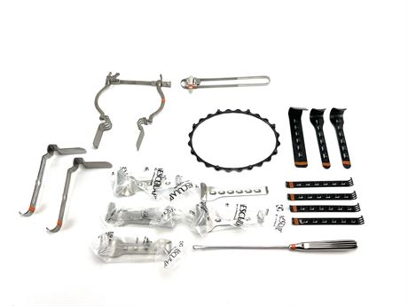 Assorted Retractor Set