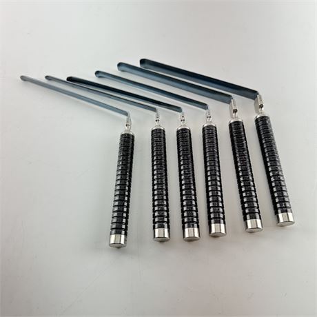 Koros Hand Retractors w/ Radiolucent Titanium Blades