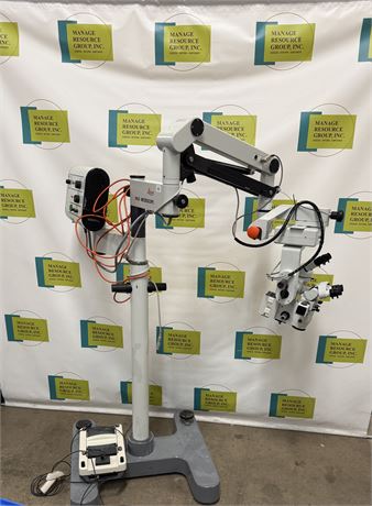 Leica M841 surgical microscope with stand, footswitch