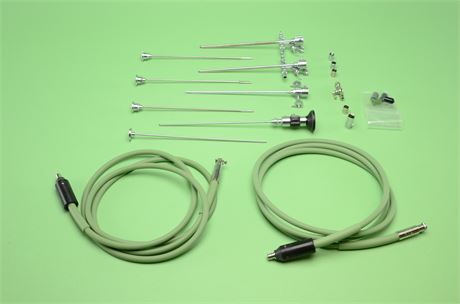 Storz 30° Hopkins Scope & Accessory Set