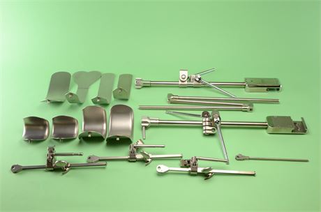 Thompson Retractor Set