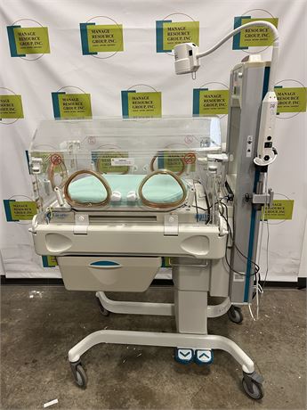 Ohmeda Medical Giraffe Incubator