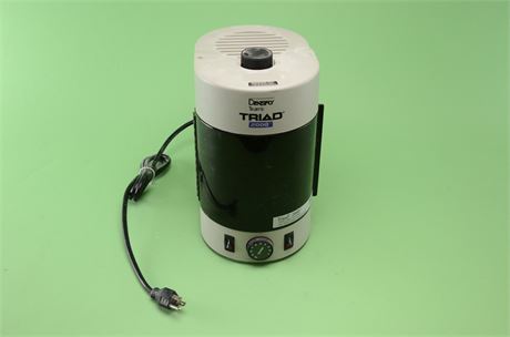 Dentsply Trubyte Triad Light Curing Unit