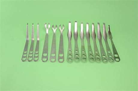 Assorted Tibial Retractors