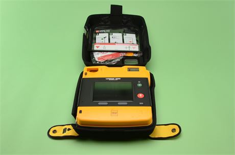 Physio Control Lifepak Defibrillator
