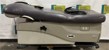 Midmark Exam Table w/ Remote Control & Footswitch