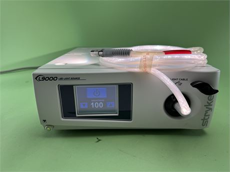 Stryker L9000 LED Light Source with 233-050-064 Light Cable