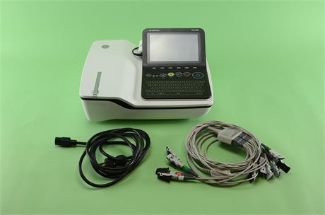 GE MAC 2000 EKG w/ Leads