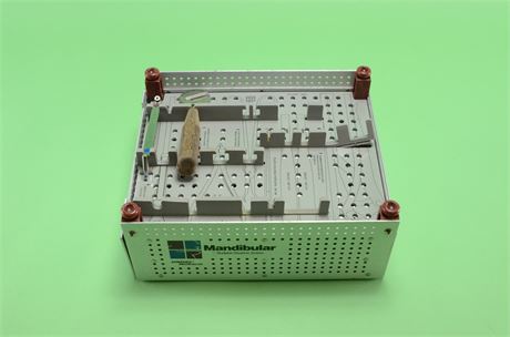 Synthes Mandibular Fixation System