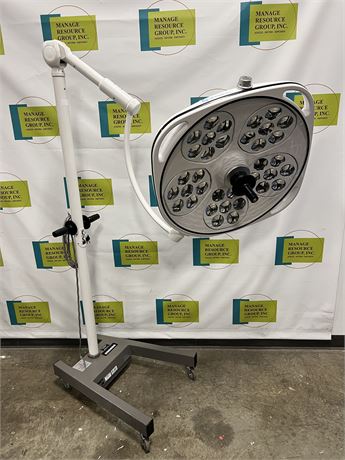 Skytron Surgical Light