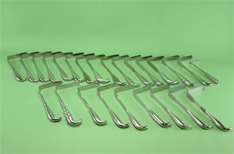 Assorted Heaney-Simon Retractors