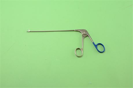 Smith & Nephew Suture Manipulator