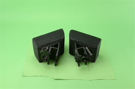 OSI Surgical Table Thigh Pad Set
