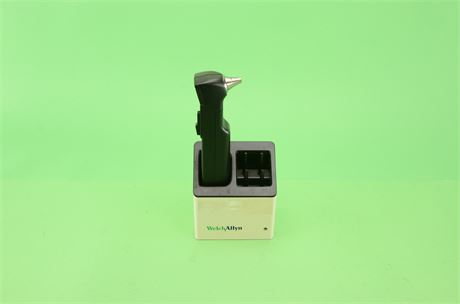 Welch Allyn Audioscope 3 Audiometer w/ Charging Stand