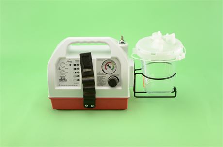Gomco OptiVac Portable Aspirator