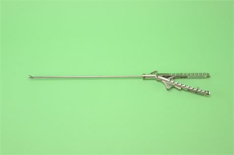 Ethicon E705R Laparoscopic Needle Holder