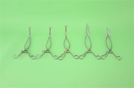 Assorted Retractors