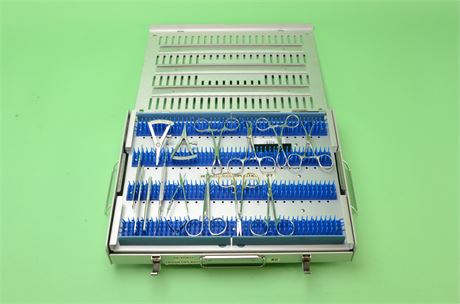 Assorted Occuloplastic Instruments