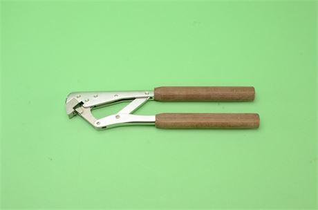 Synthes 329.151 Locking Calcaneal Plate Cutter