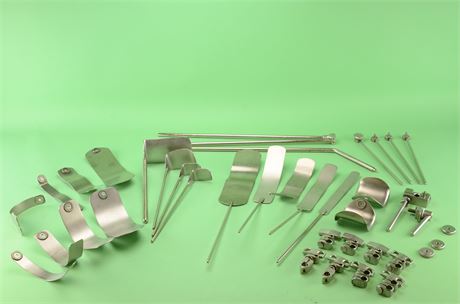 Thompson Retractor Set