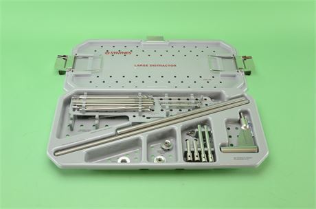 Synthes Large Distractor Instrument Set