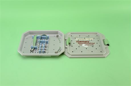 Synthes Maxillofacial Instruments